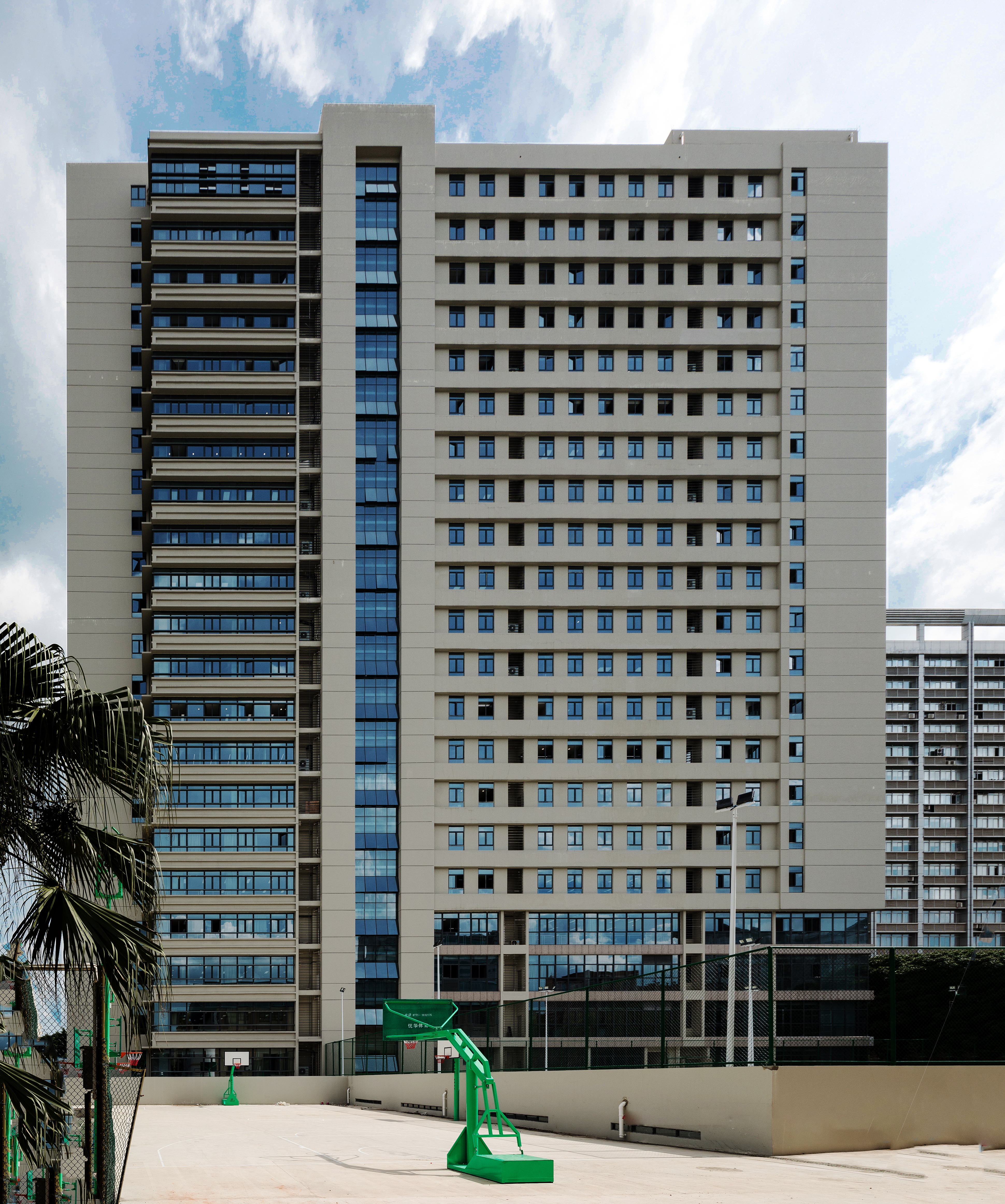 醫院-廣西醫科大學卓越樓